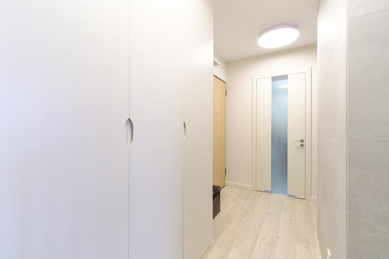 Hello Zajezdnia Wrzeszcz With Private Parking Apartment *